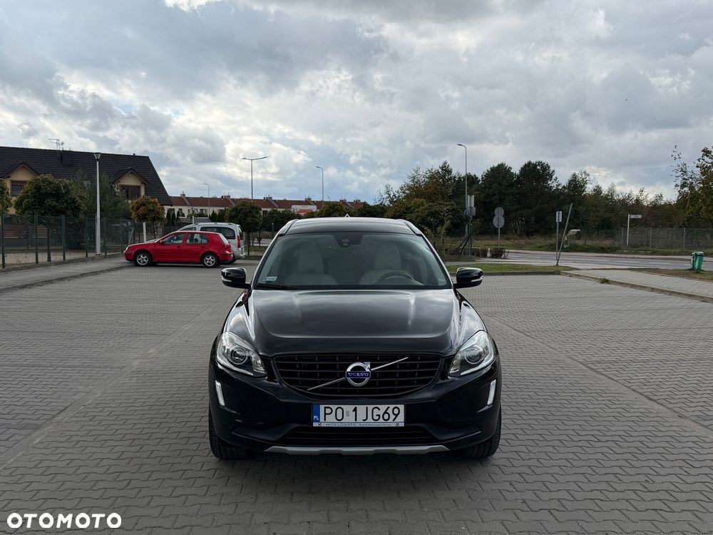 Volvo XC 60 D4 Drive-E Ocean Race - 3