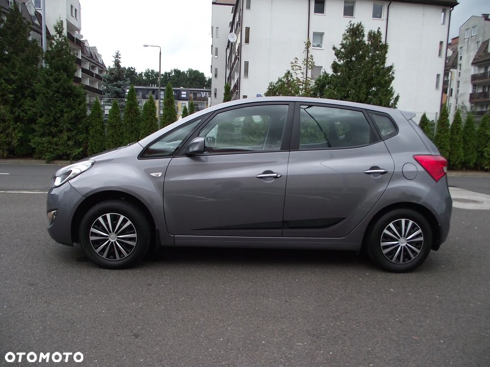 Hyundai ix20 1.6 Comfort - 12