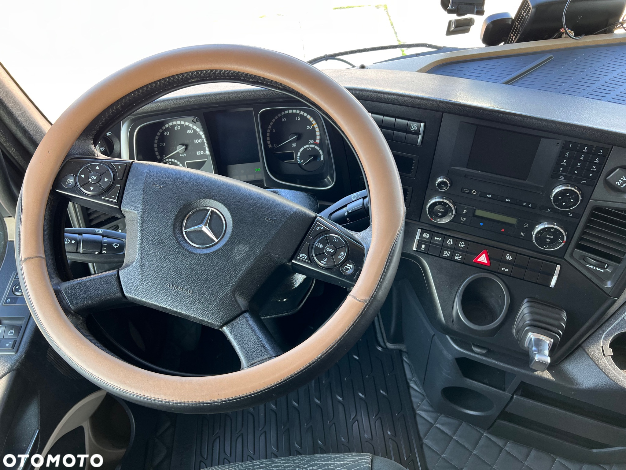 Mercedes-Benz ACTROS 1845 RETARDER - 16