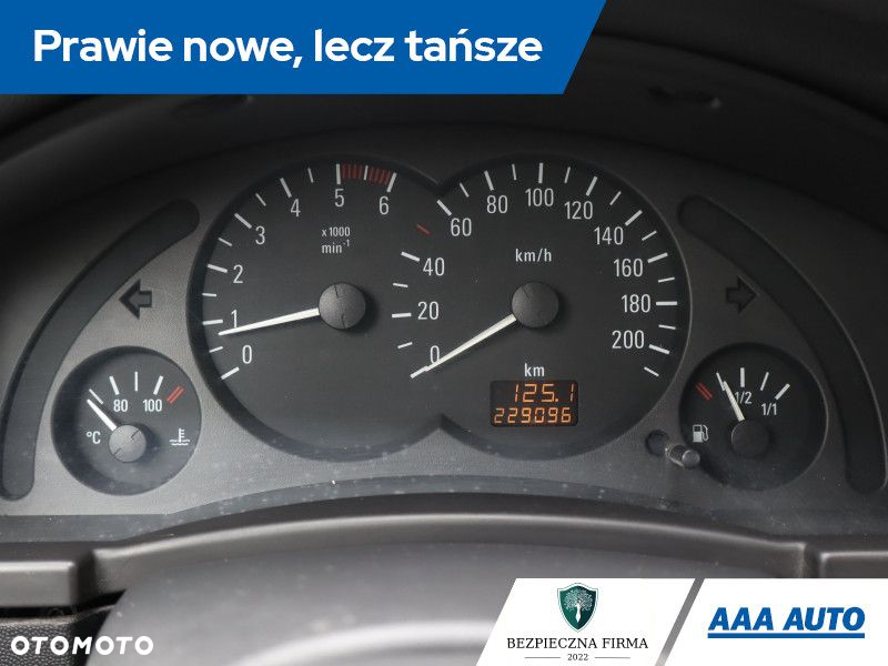 Opel Meriva - 12