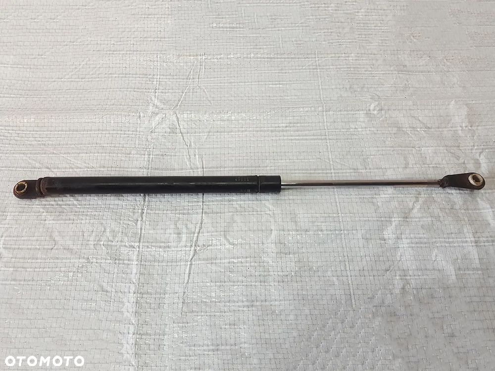 Siłownik klapy bagażnika do Suzuki Vitara I - 1