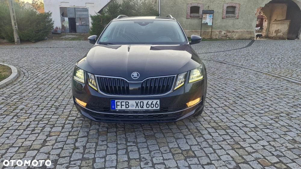 Skoda Octavia 2.0 TDI DSG Exclusive - 5