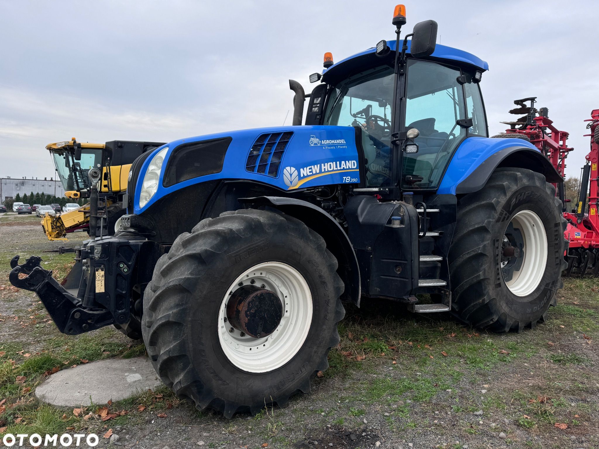 New Holland T8.390 - 1