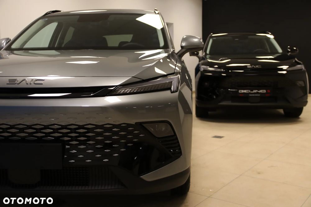 BAIC 5 - 5