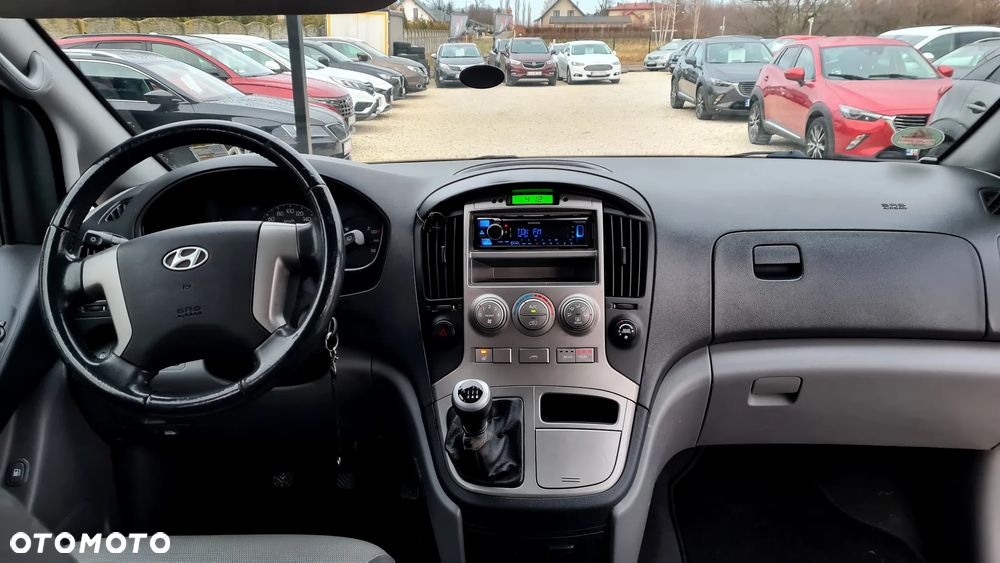 Hyundai H-1 2.5 CRDi Travel Family - 27