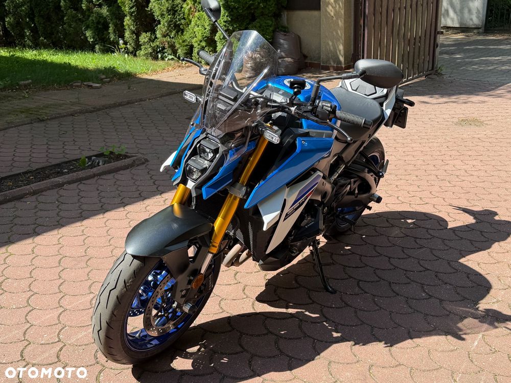 Suzuki GSX 1000 - 2