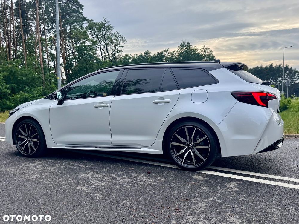 Toyota Corolla 2.0 Hybrid GR Sport Dynamic - 15