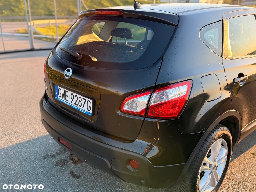 Nissan Qashqai 1.6 visia - 10