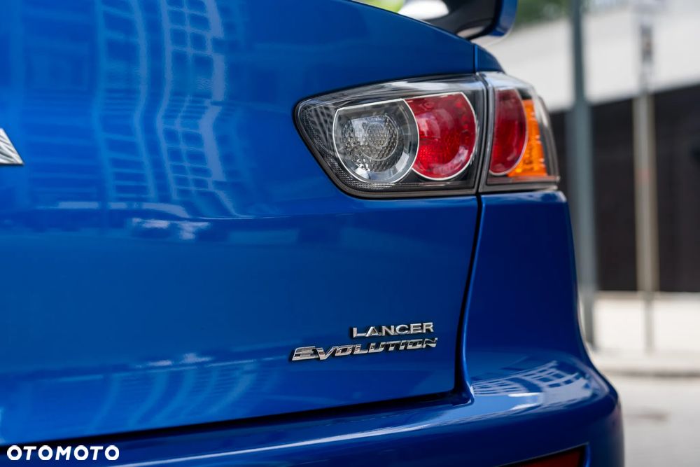 Mitsubishi Lancer Evolution GSR - 14