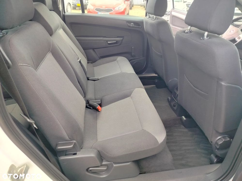Opel Zafira Tourer 1.6 CNG Turbo ecoFLEX Active - 24