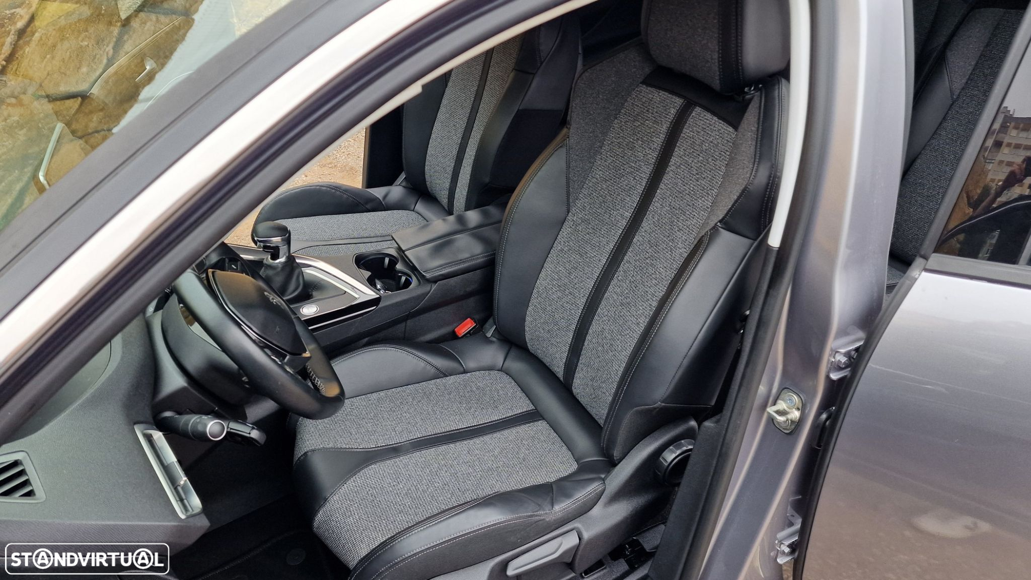 Peugeot 5008 1.6 BlueHDi Allure - 27