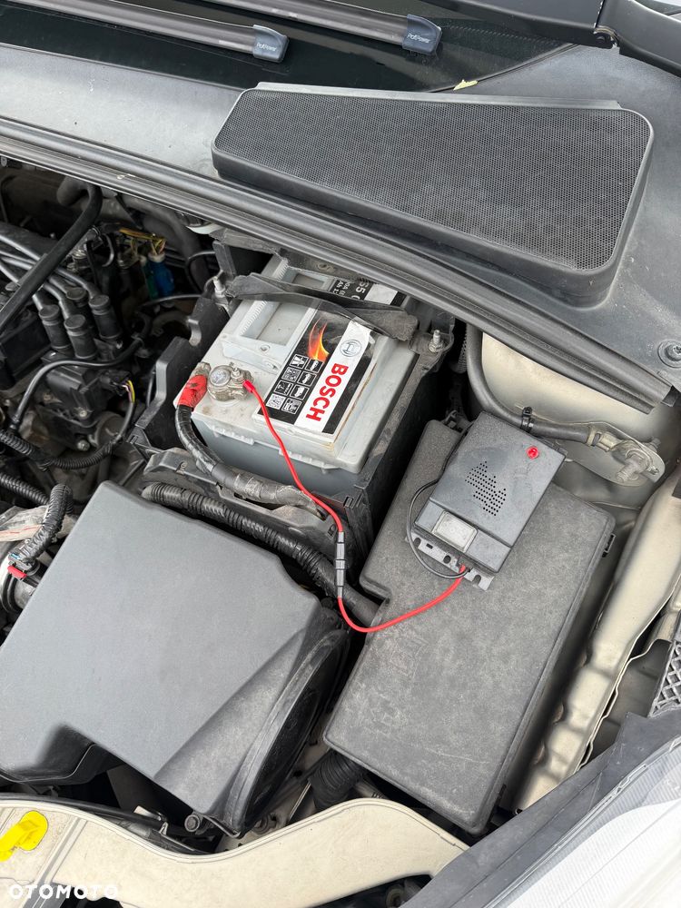 Ford Focus 1.6 Edition - 9