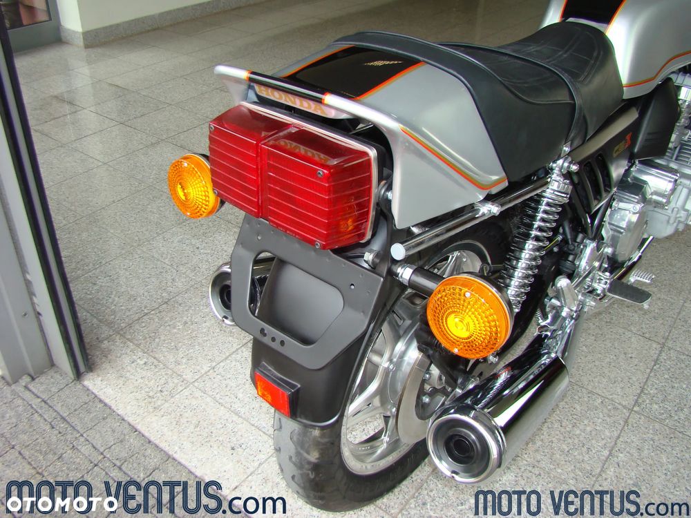Honda CBX - 17