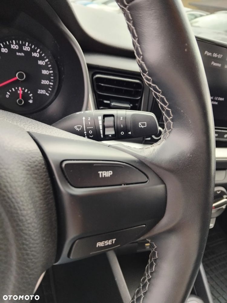 Kia Stonic 1.0 T-GDI M - 15