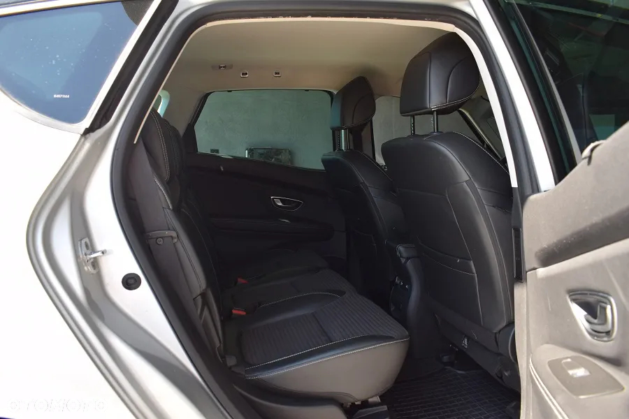 Renault Scenic - 10