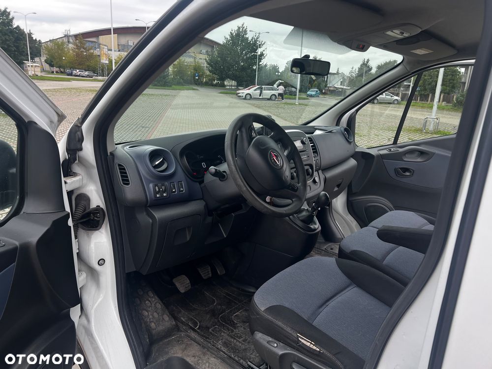 Opel Vivaro - 13