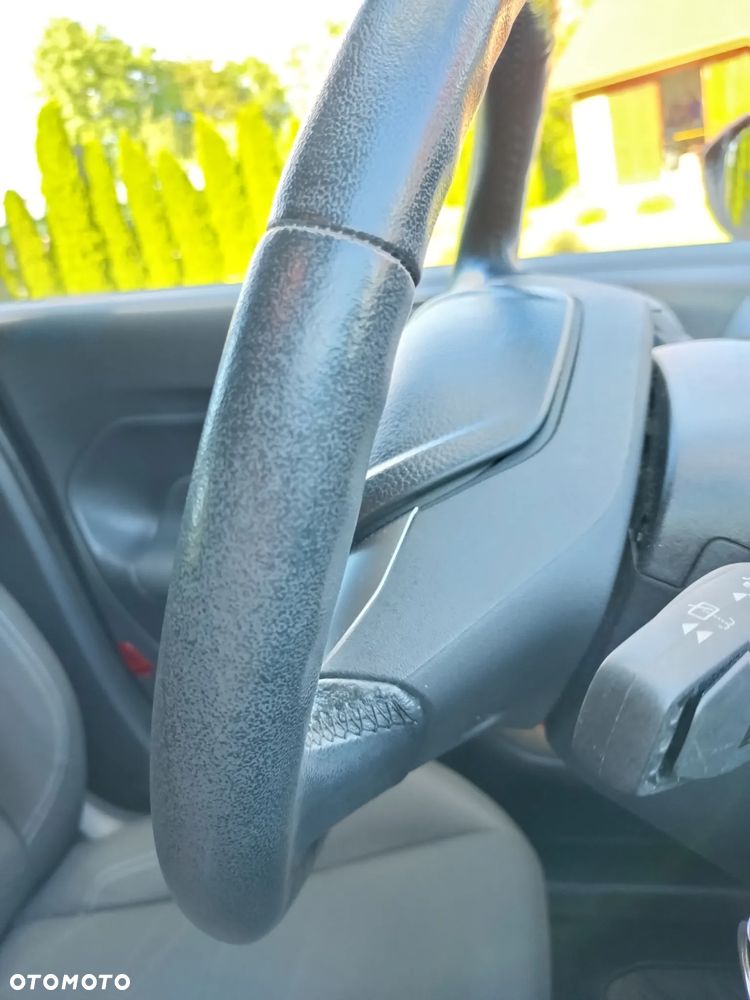 Ford Fiesta - 8
