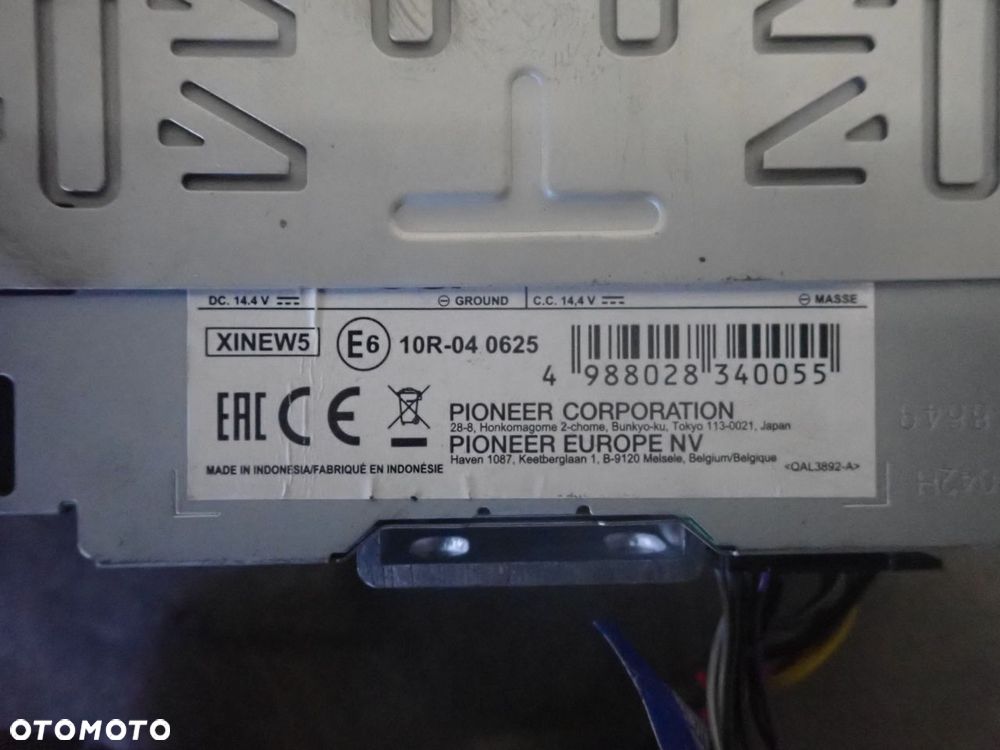 RADIO UNIWERSALNE TOYOTA AVENSIS 2.0 D4D - 5
