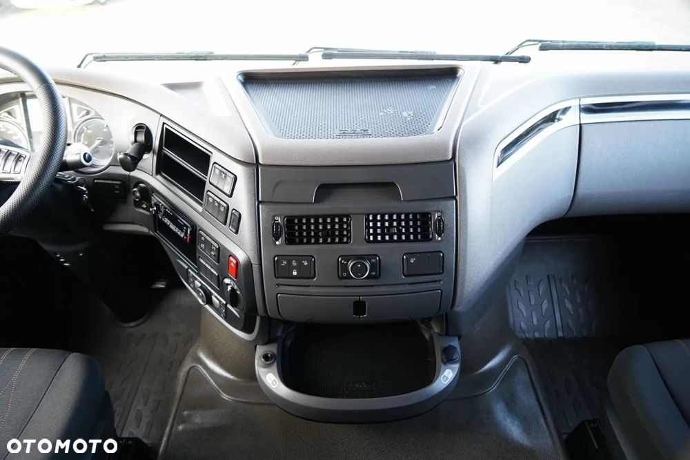 DAF XF 480 / SUPER SPACE CAB / KLIMA POSTOJOWA  /  ALUFELGI / EURO 6 - 30