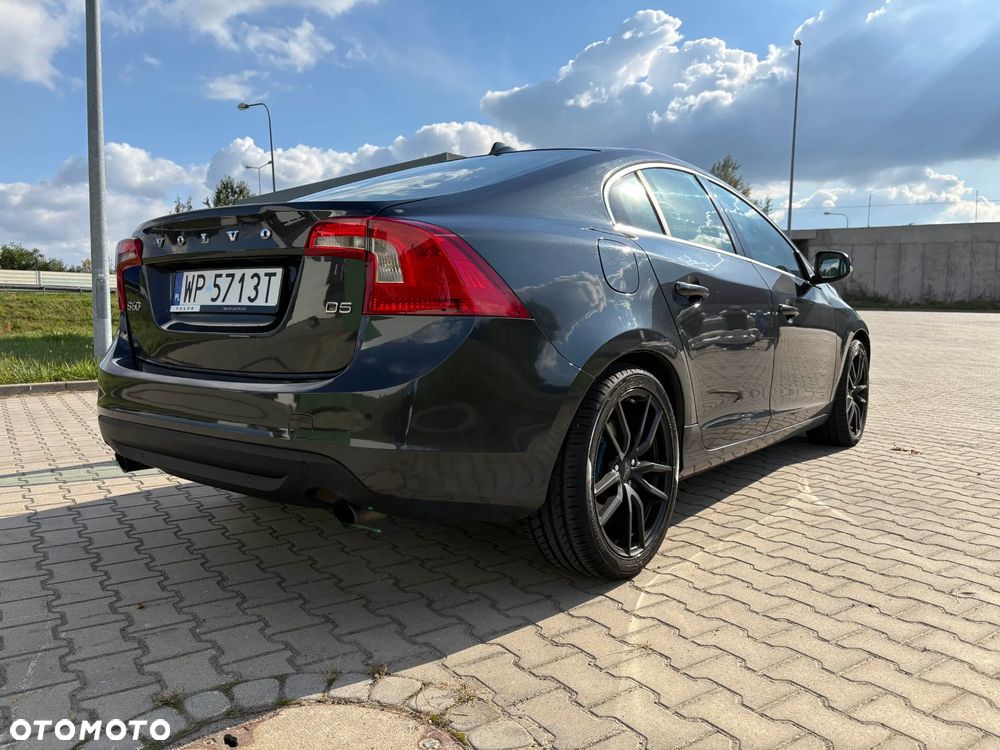 Volvo S60 D5 Geartronic - 6