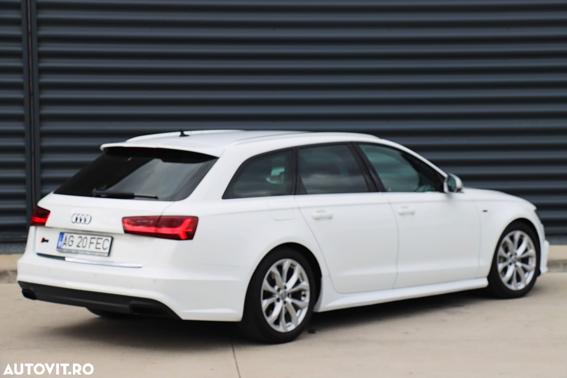 Audi A6 Avant 3.0 TDI quattro S tronic - 9