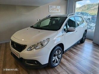 Peugeot 2008 1.2 PureTech Style - 3
