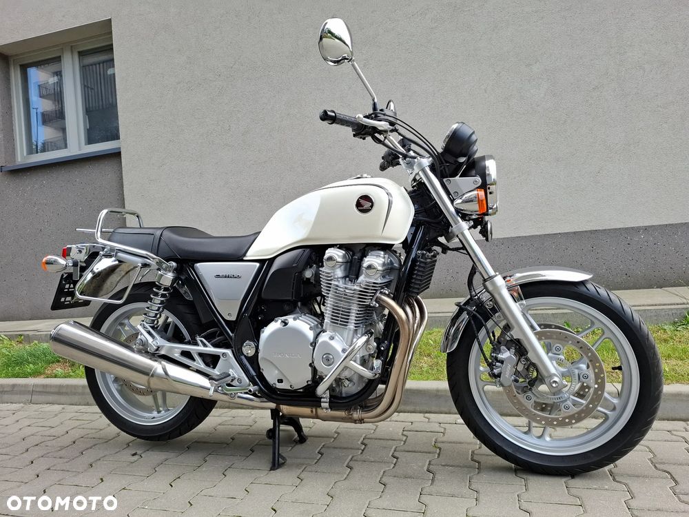 Honda CB - 33