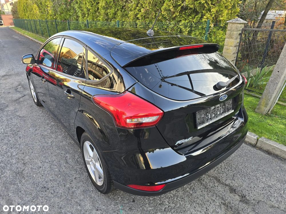 Ford Focus ver-1-0-ecoboost-trend-edition - 13