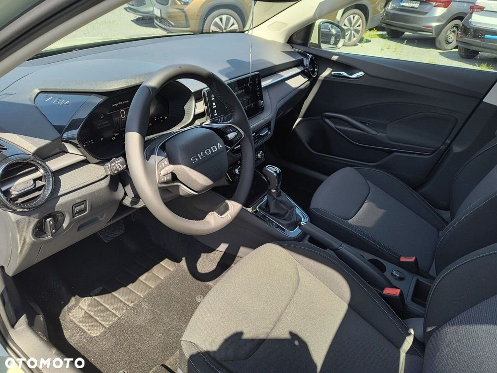 Skoda Fabia - 10
