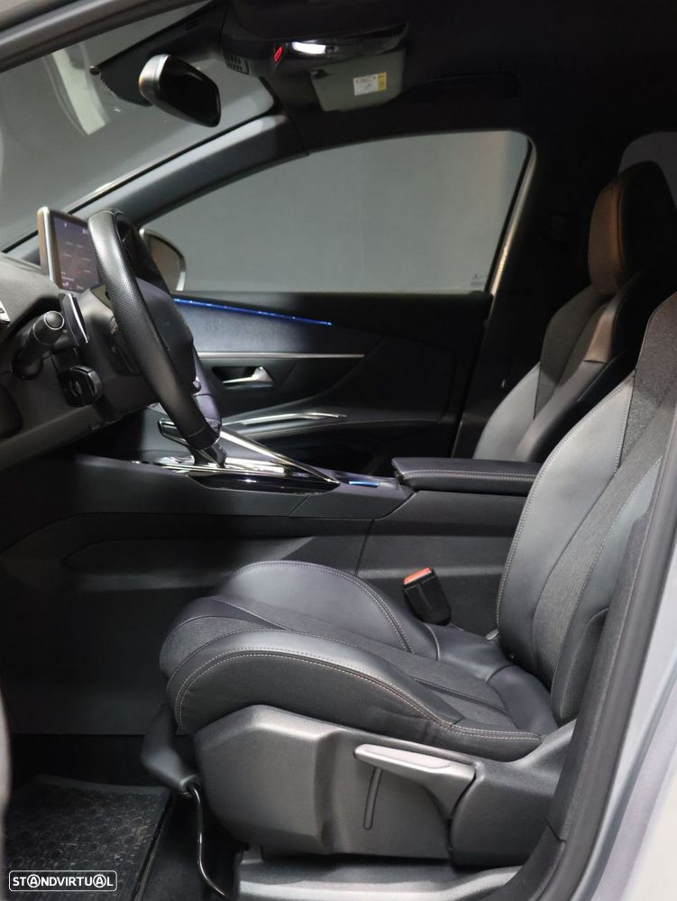 Peugeot 5008 1.2 PureTech GT Line EAT8 - 17