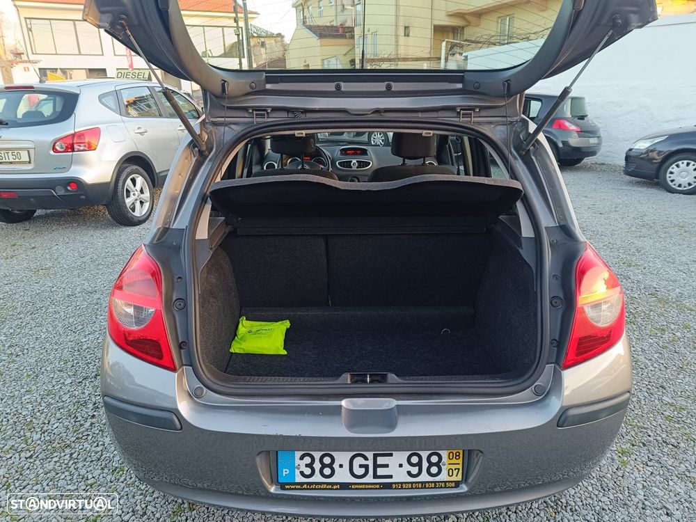 Renault Clio 1.2 16V Dynamique S - 13