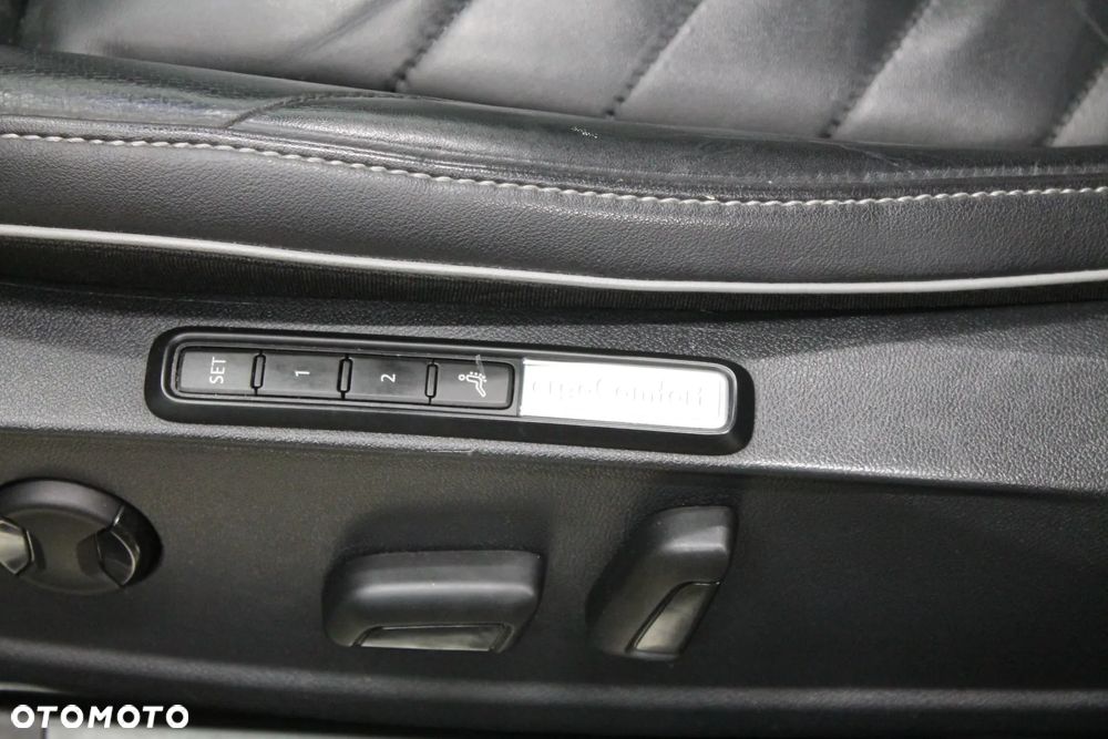 Volkswagen Arteon 2.0 TSI 4Motion DSG R-Line - 14