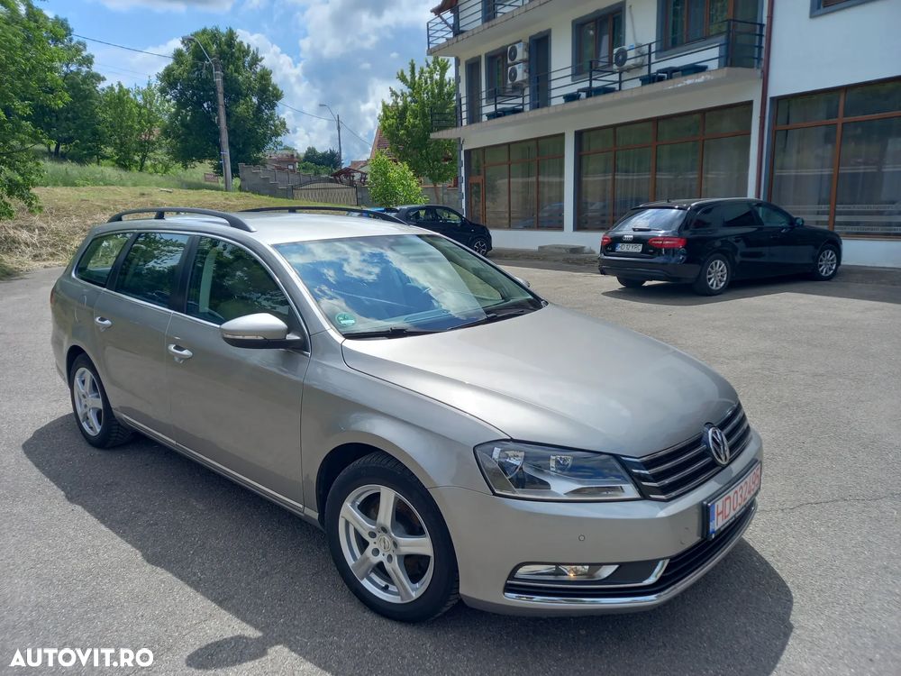 Volkswagen Passat 1.6 TDI DPF BlueMotion Technology Highline - 22