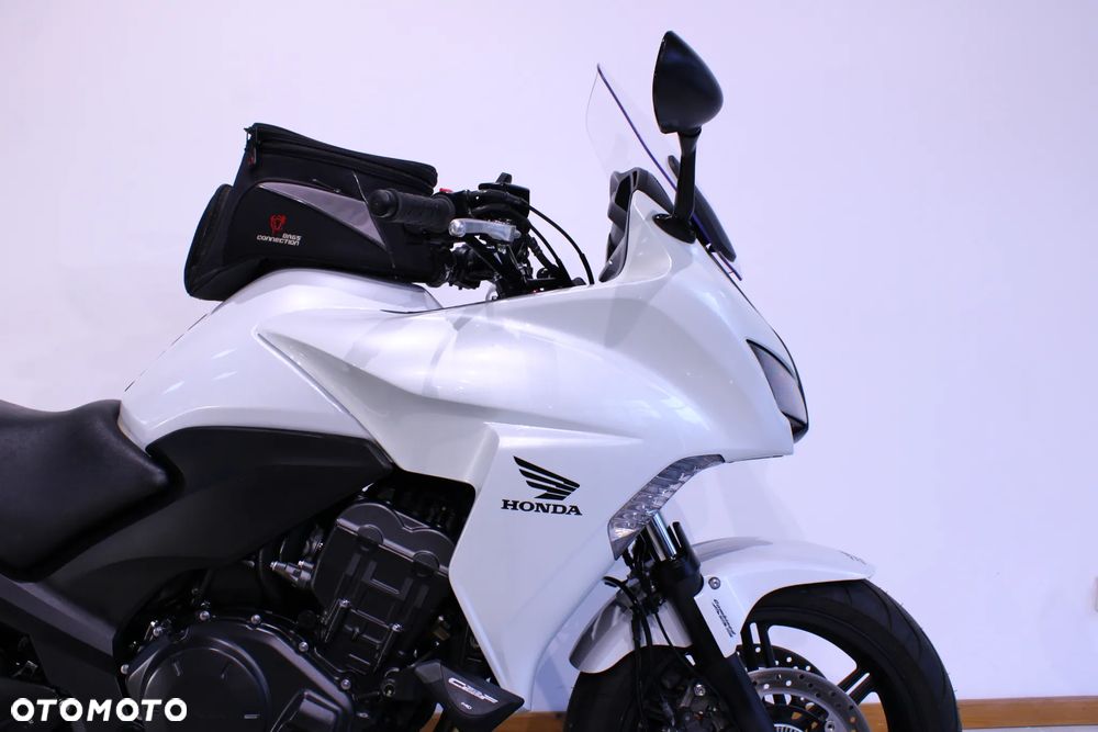 Honda CBF - 12