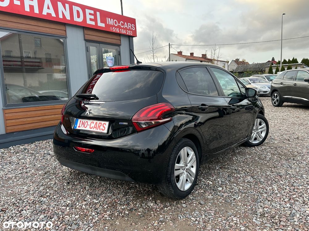 Peugeot 208 1.2 PureTech Style - 4