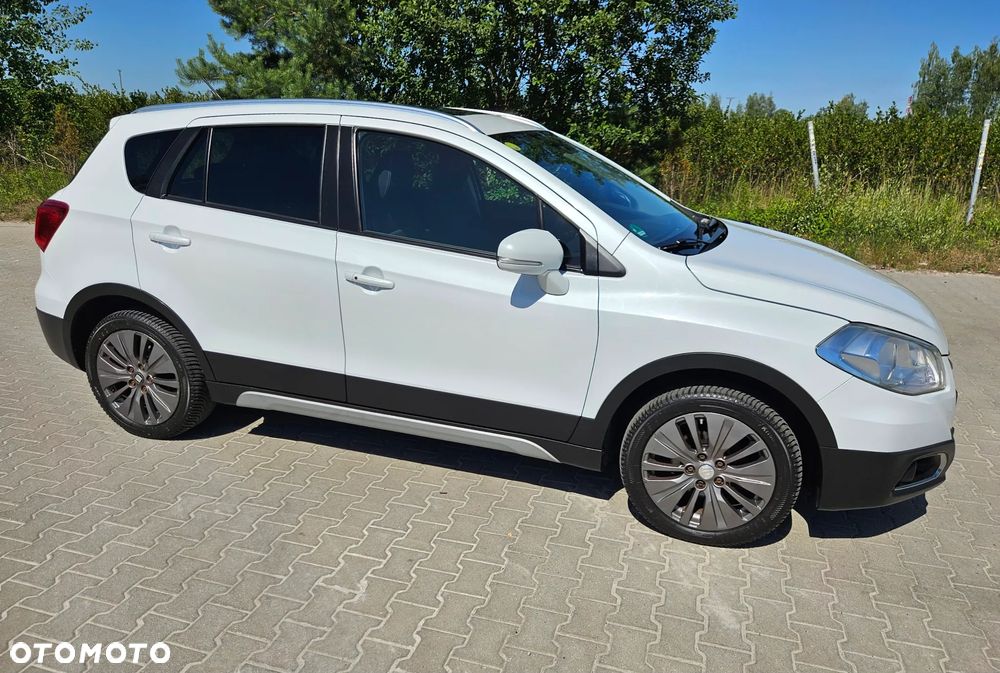 Suzuki SX4 S-Cross 1.6 DDiS Premium Plus 4WD - 2