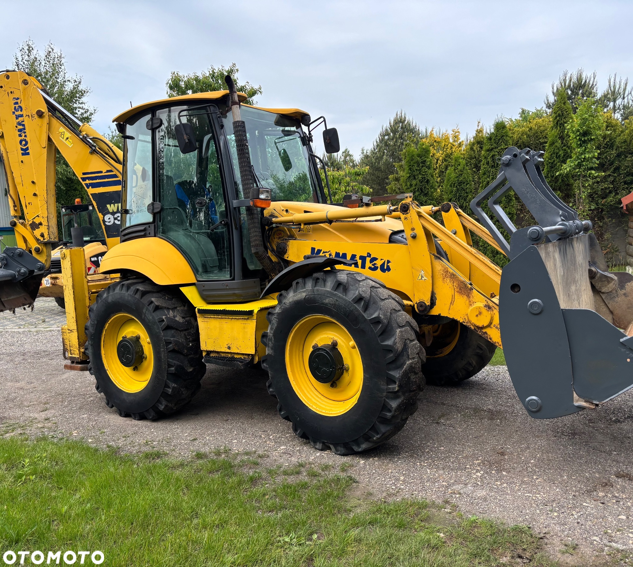 Komatsu WB 93 - 3