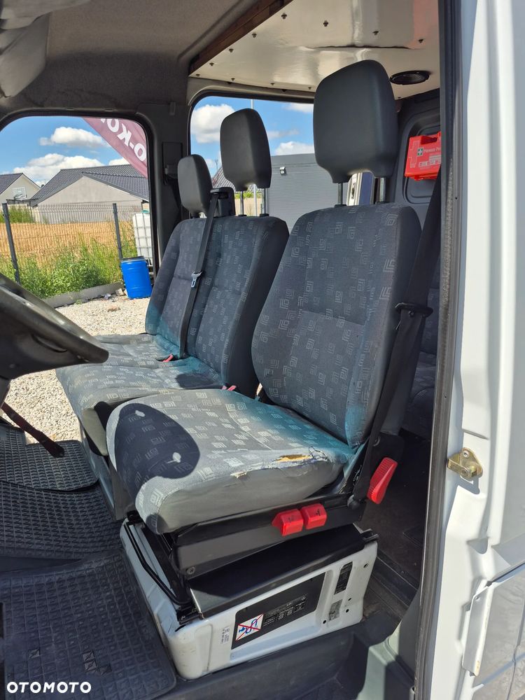 Mercedes-Benz Sprinter - 29