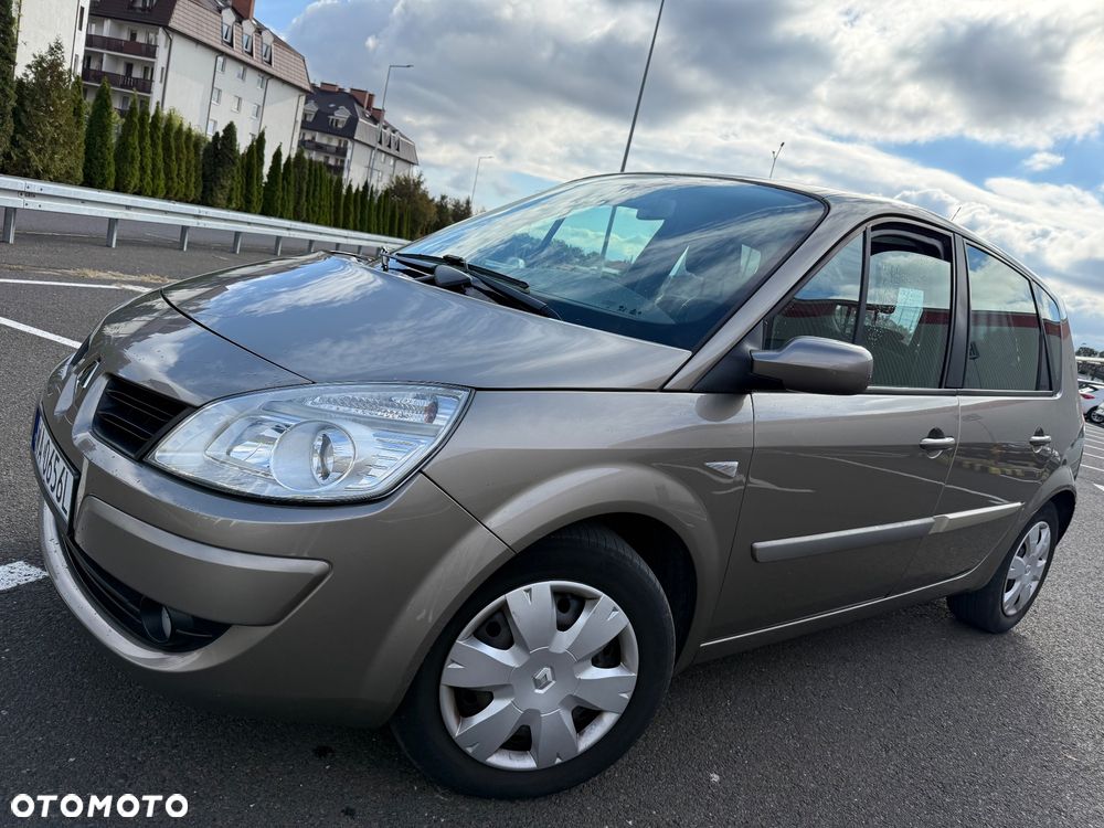 Renault Scenic 2.0 16V Privilege - 3