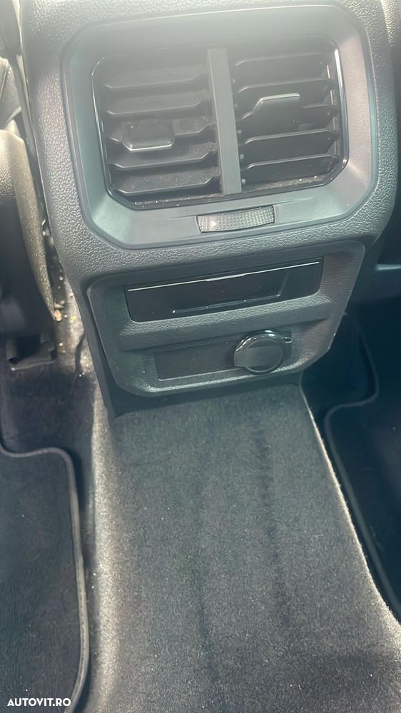 Volkswagen Tiguan 2.0 TDI SCR DSG 4Motion R-Line - 8