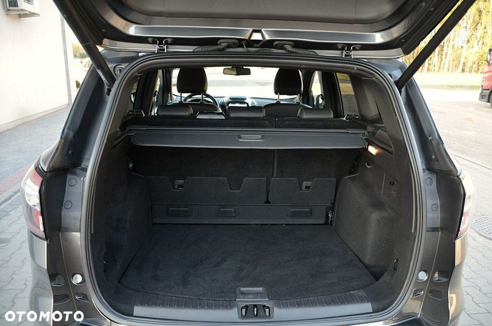 Ford Kuga - 11