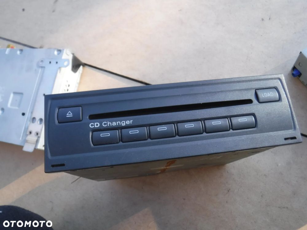 Audi Q7 4L A8 D3  zmieniarka CD 4L0035111 4L0910111A 4E0035111A - 3