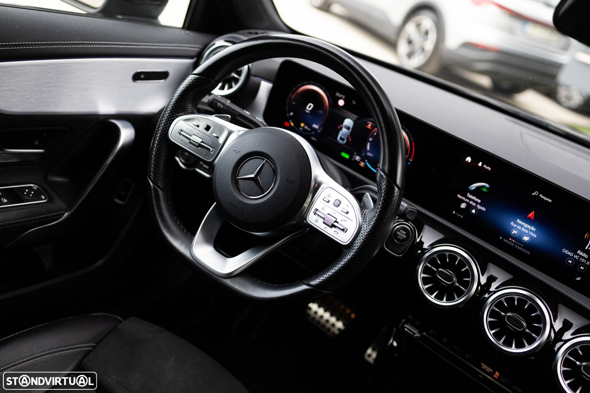 Mercedes-Benz A 250 Limousine e AMG Line - 7