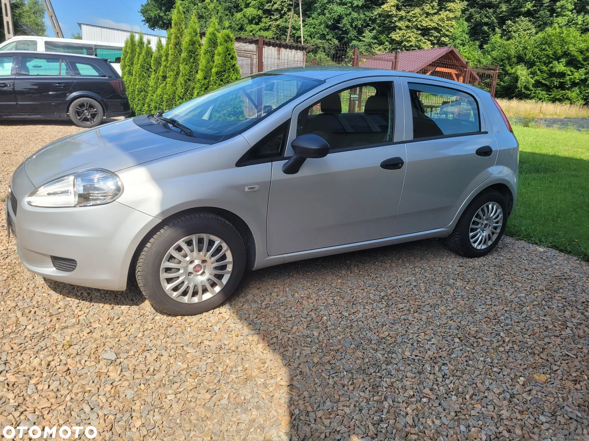 Fiat Grande Punto - 11