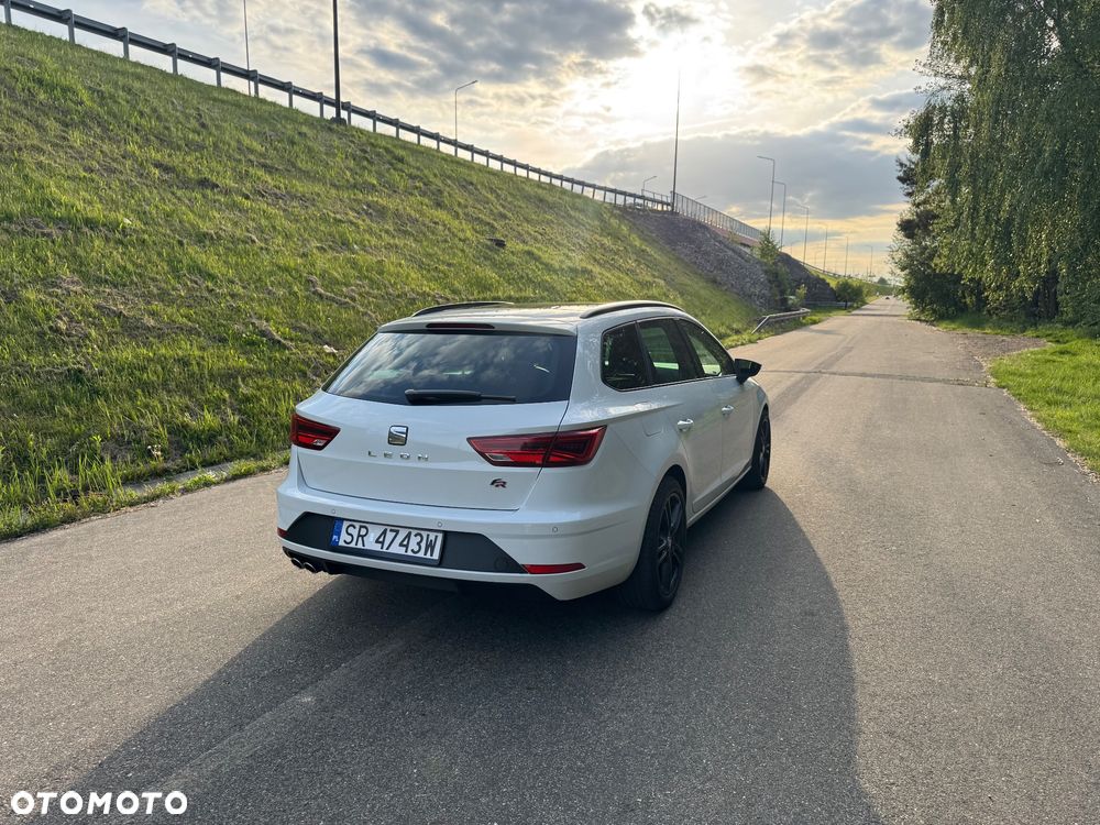 Seat Leon 2.0 TDI FR Black S&S - 7