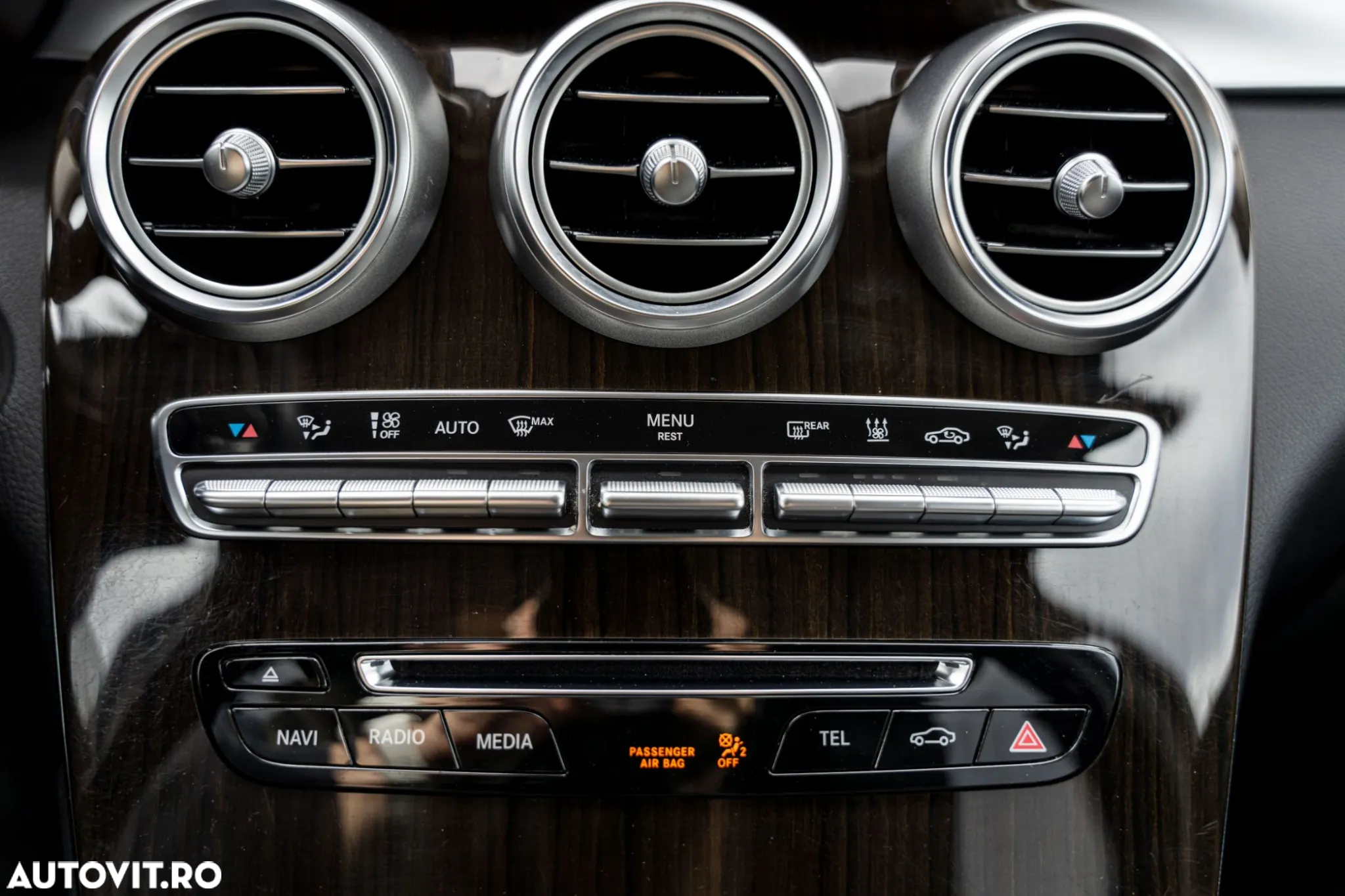 Mercedes-Benz GLC 250 d 4Matic 9G-TRONIC - 24