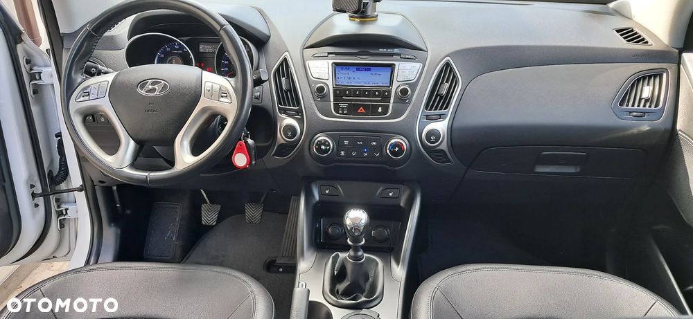 Hyundai ix35 1.6 2WD blue Comfort - 16