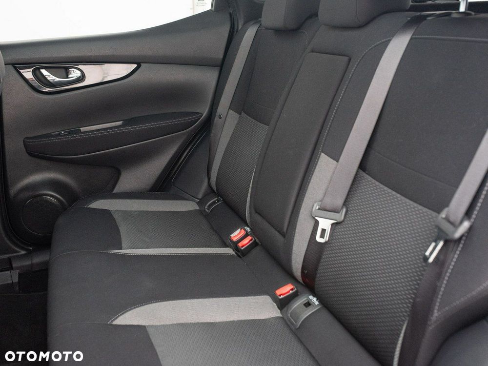 Nissan Qashqai 1.3 DIG-T MHEV N-Connecta - 30