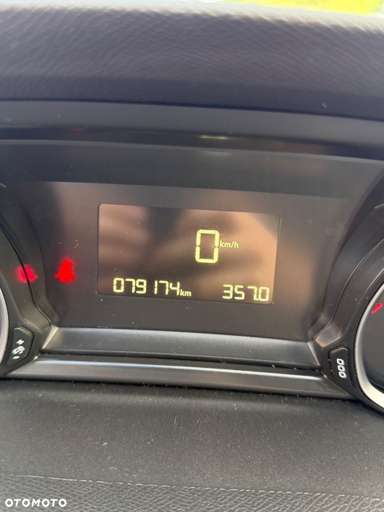 Peugeot 308 1.2 PureTech Access S&S - 19