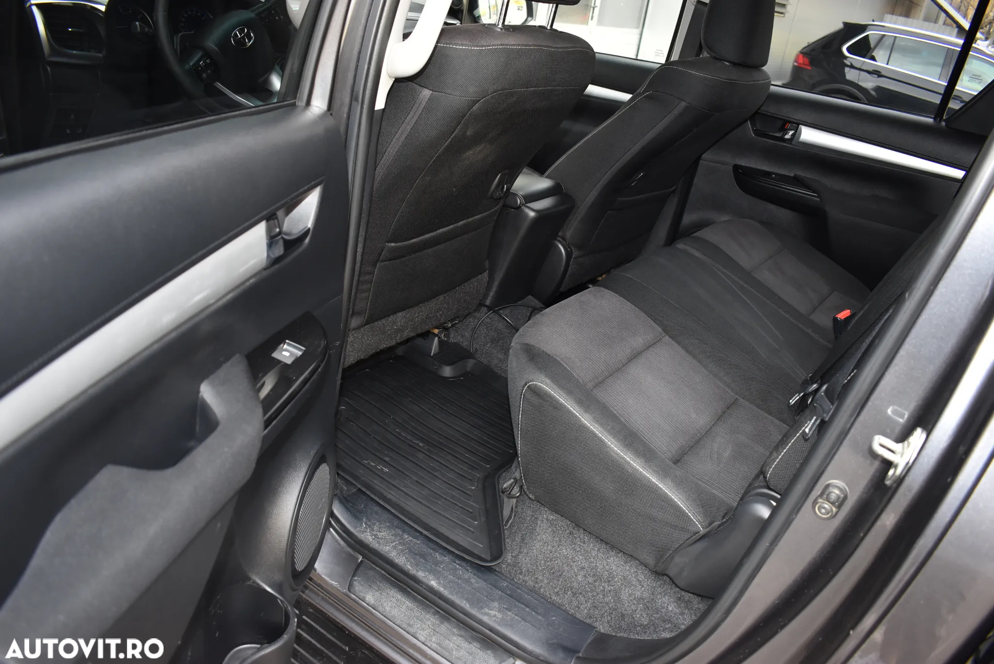 Toyota Hilux - 19